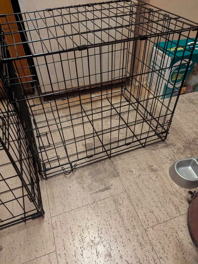 2 collapsible pet crates metal image indicator(8)