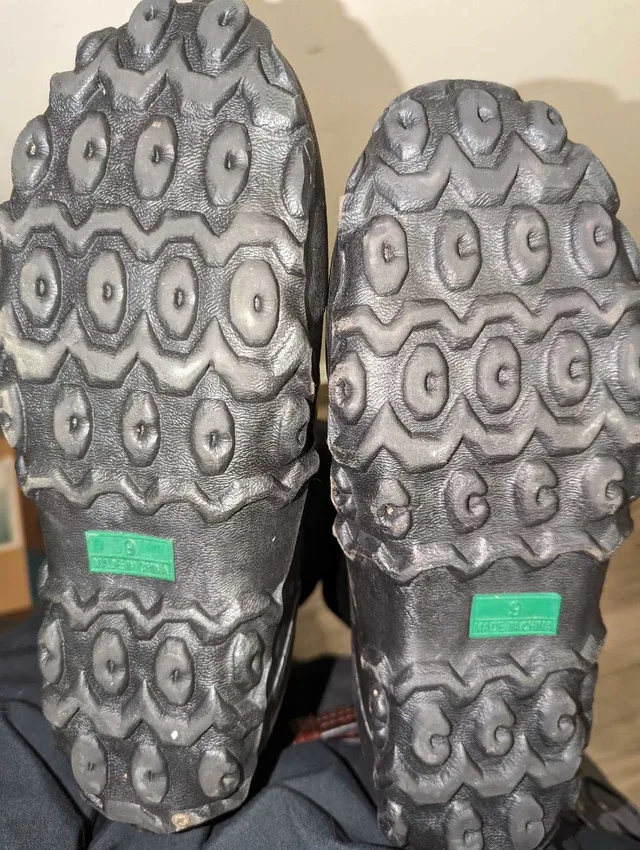 Three pair of brand new boots waterproof image indicator(7)