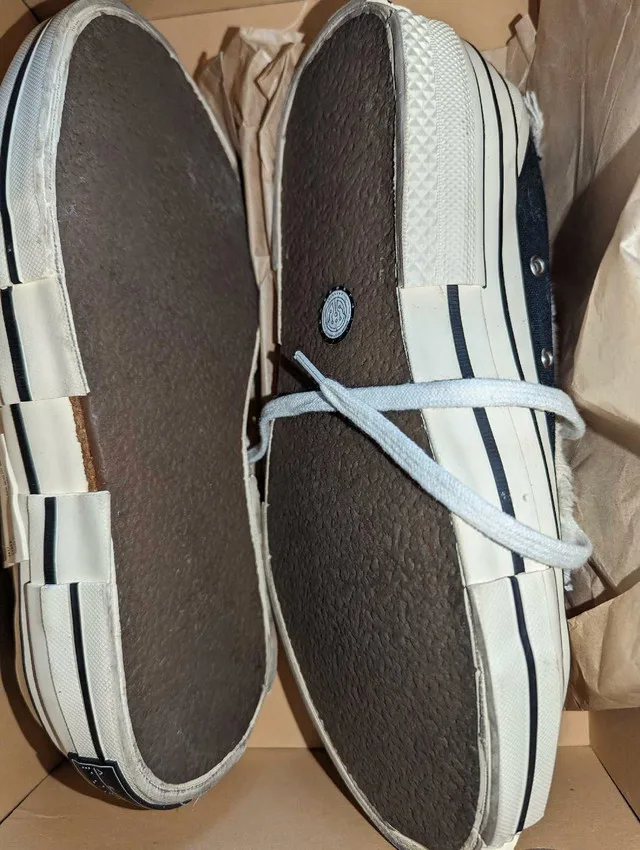 Brand new in box unisex vessel runners image indicator(3)