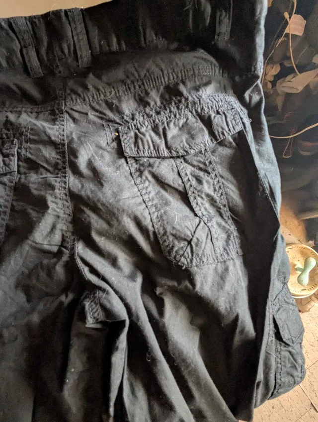 Stockh lmme Cargo Shorts image indicator(5)