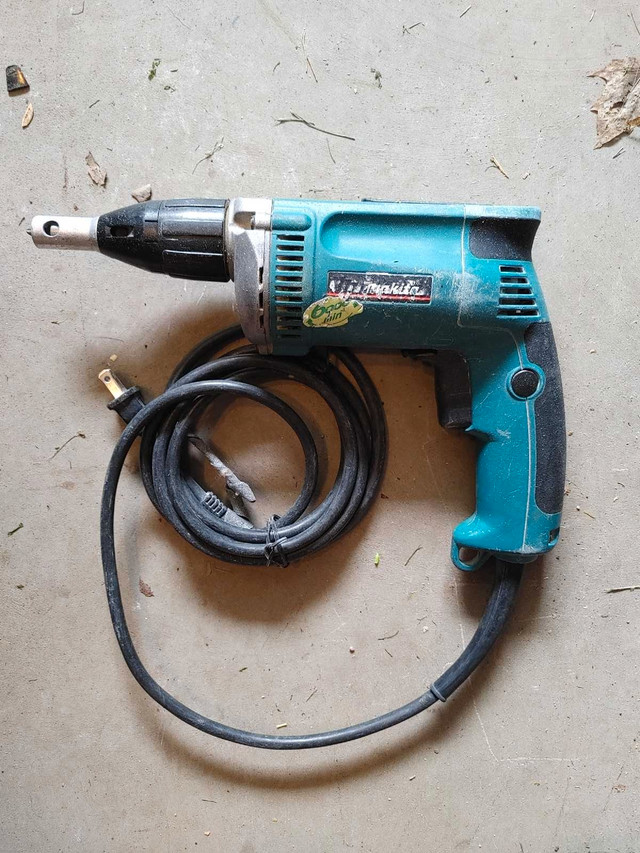 Makita corded drywall screw gun