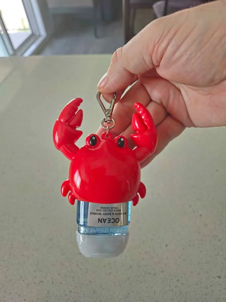 Bath and Body Works Crab Pocketback Keychain ($15)