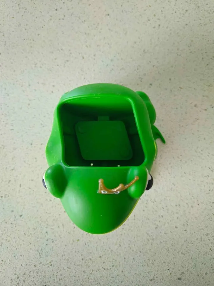 Bath and Body Works Frog Soap Holder With Sound( like new)$15 image indicator(2)