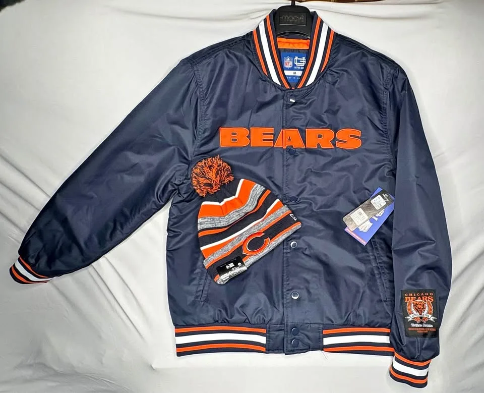 Medium Chicago Bears Bomber Jacket and Beanie - NWT thumbnail