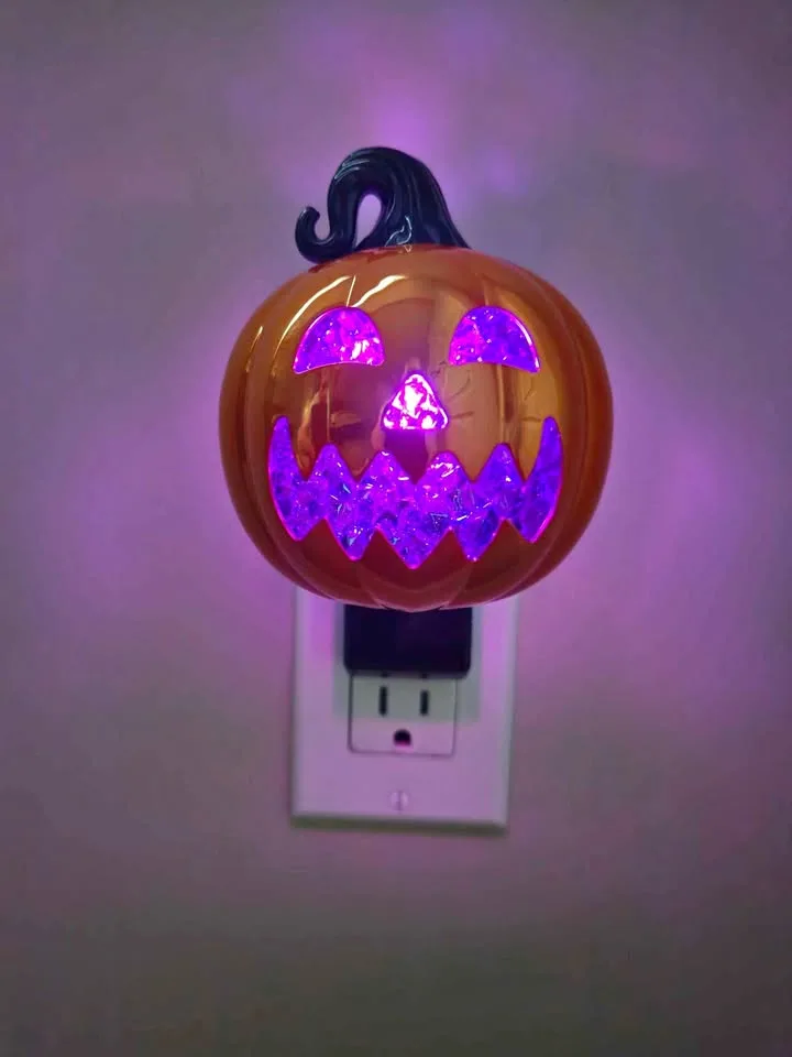 Brand New Bath and Body Works Pumkin Wall Plug Nightlight