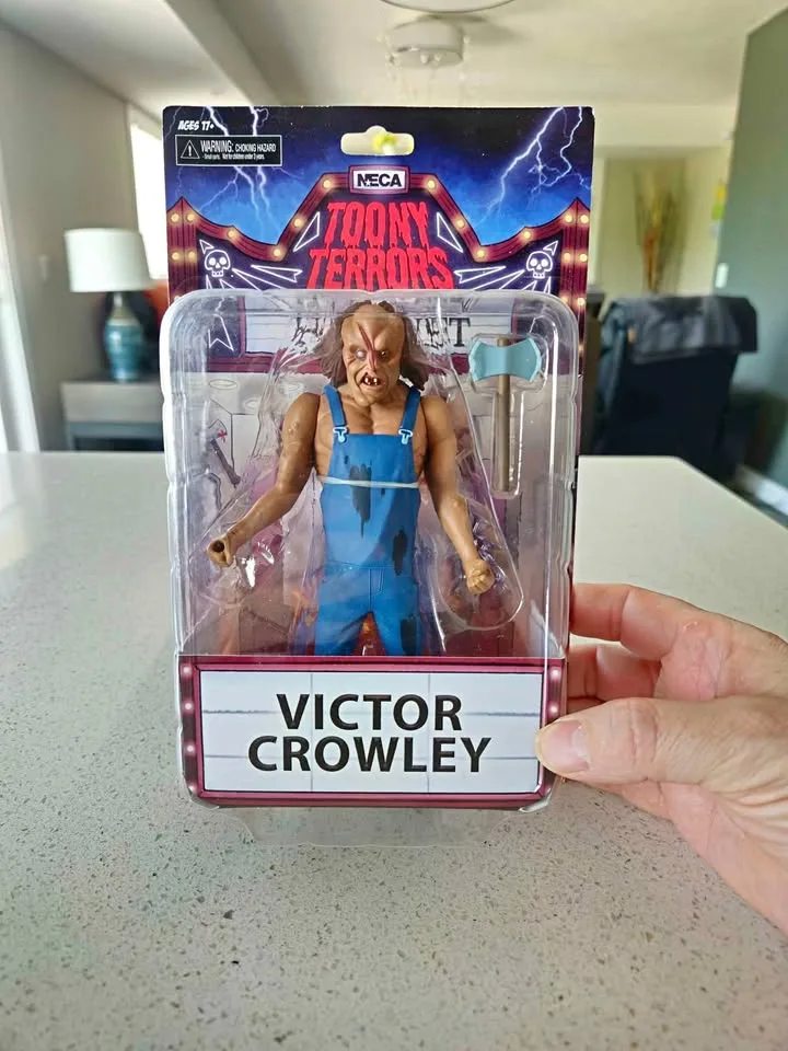 Neca Victor Crowley( Hatchet) Toony Terrors figure