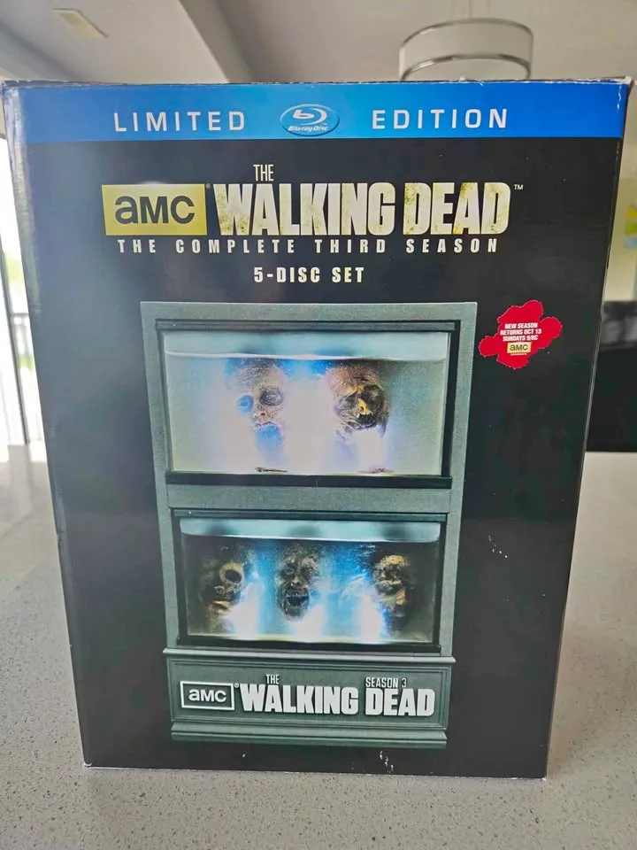 Mcfarlane The Walking Dead Deluxe Blu-Ray DVD Sets
