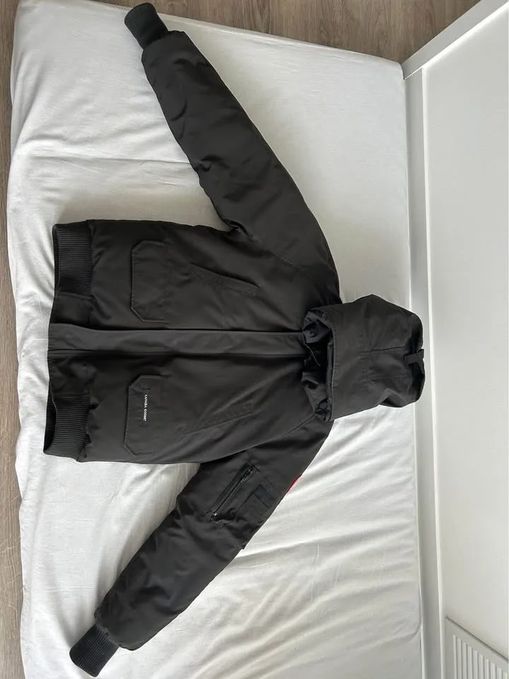 Canada goose chilliwack jacket men size S image indicator(4)