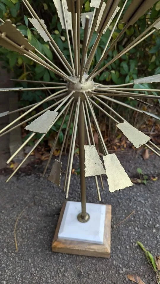 MCM Starburst 22" Metal Sculpture image indicator(7)