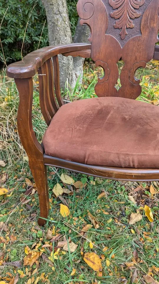 Vintage Carved Wood Accent Chair image indicator(6)