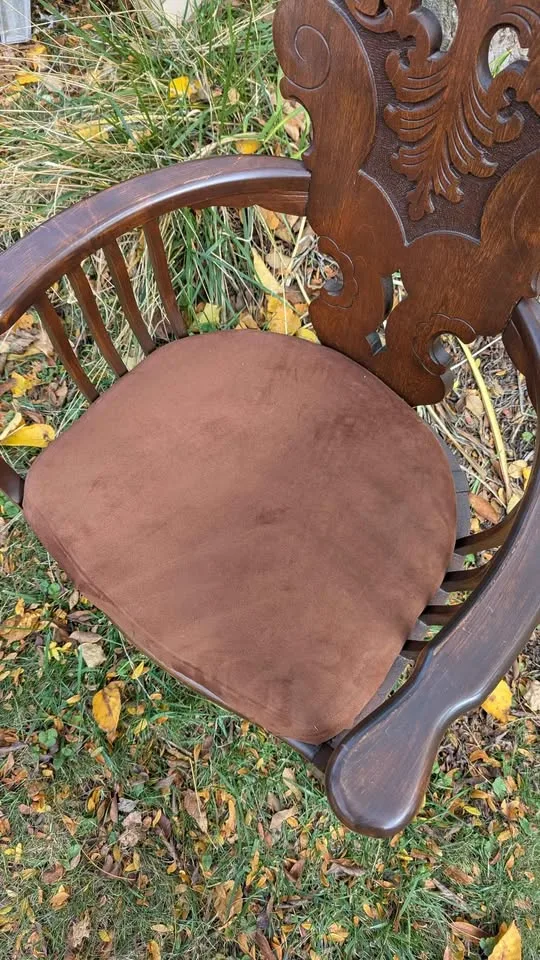 Vintage Carved Wood Accent Chair image indicator(10)