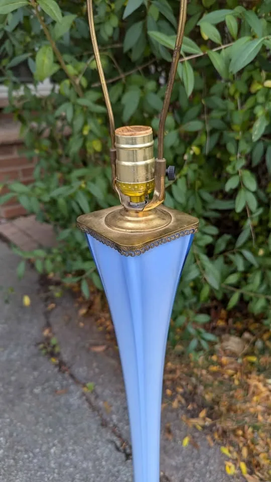 Mid-Century Blue Milk Glass & Marble Floor Lamp image indicator(8)