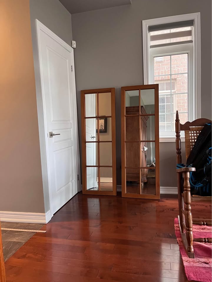 A pair of large wooden framed mirror - photo 2