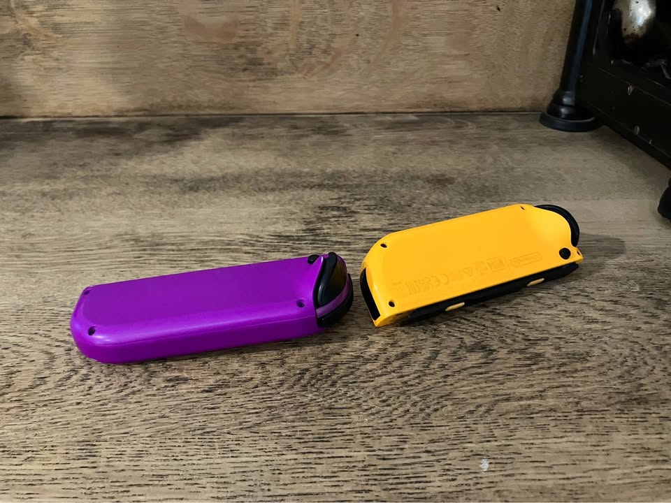 Nintendo Switch Neon Orange and Purple Joy Cons - photo 4