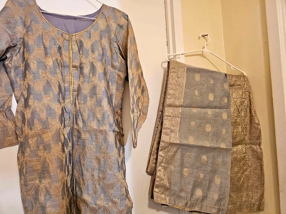 Jamawar Grey preloved suit