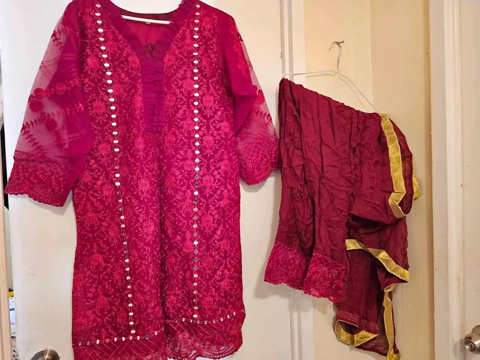 Organza embroidered mehroon red mix Preloved