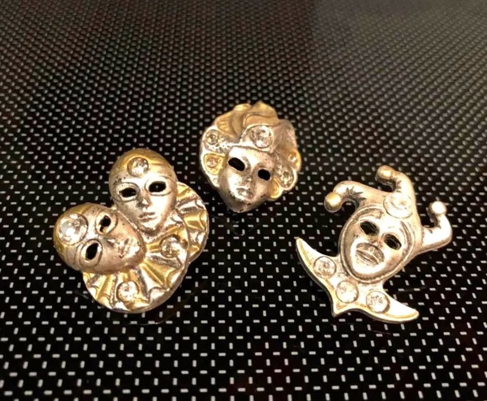 Mask Pins