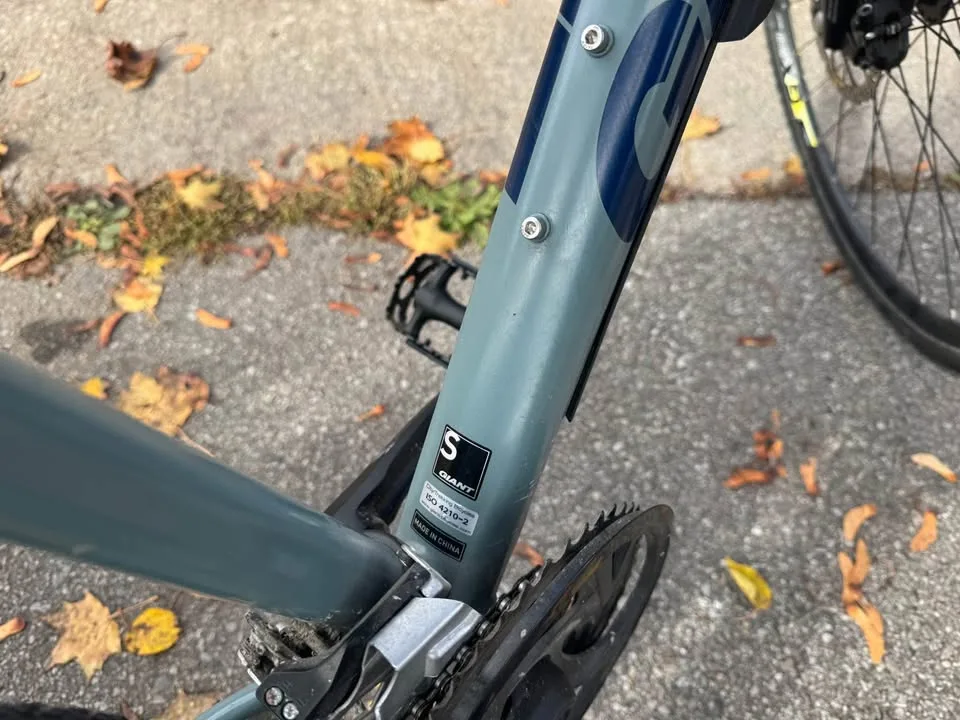 Giant Roam 2 hybrid bike S image indicator(6)