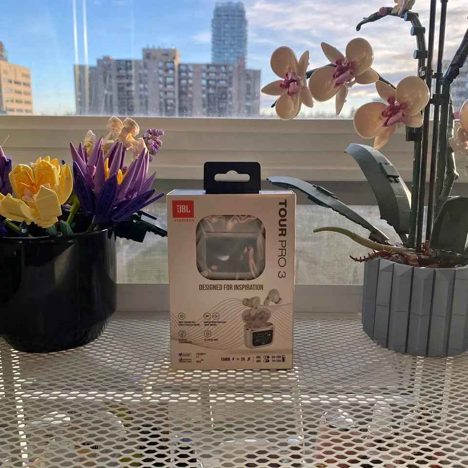 JBL Tour Pro 3 (Latte) - Premium Wireless Earbuds