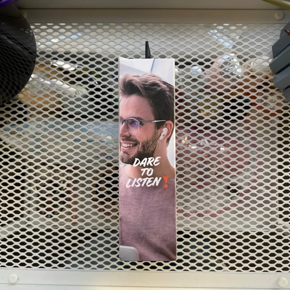 JBL Tour Pro 3 (Latte) - Premium Wireless Earbuds image indicator(3)