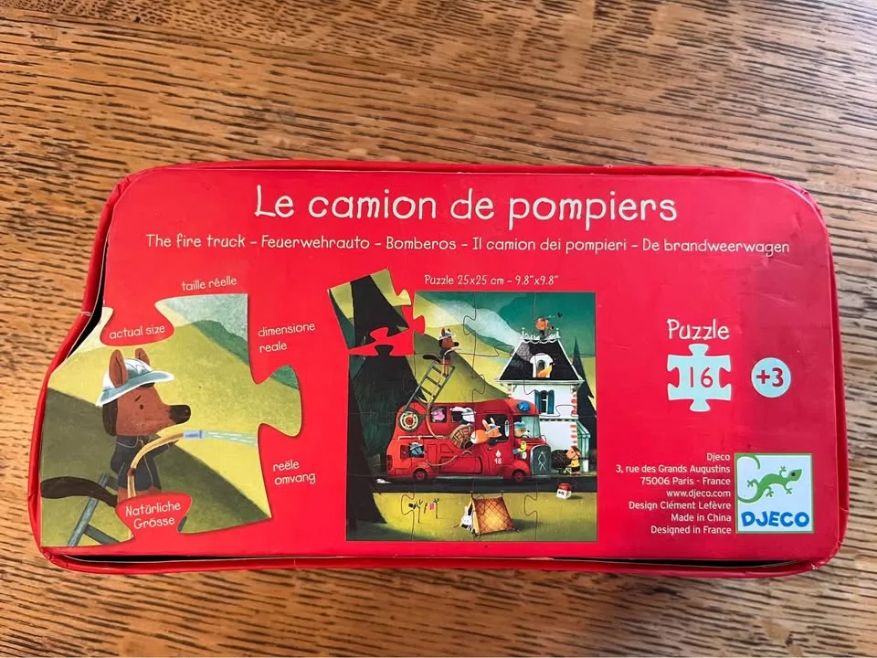 Kids puzzle. 16 pieces. The fire truck from djeco image indicator(3)