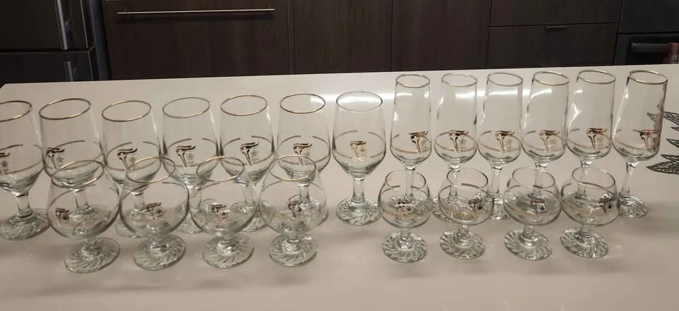 Vintage 1988 Calgary Olympic/Petro Canada - Glasses w/22kt gold image indicator(7)
