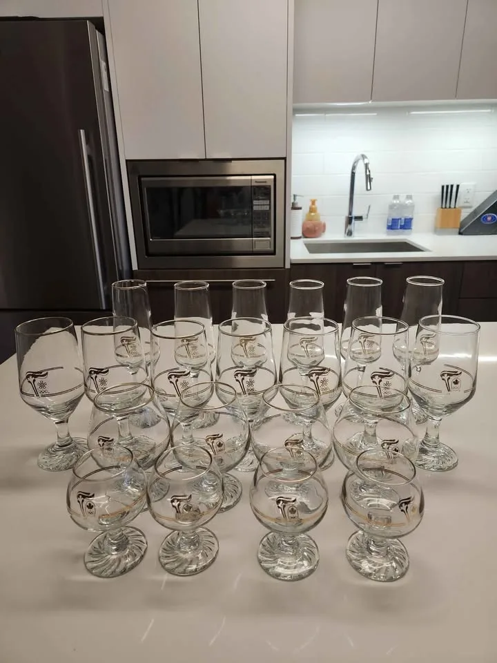 Vintage 1988 Calgary Olympic/Petro Canada - Glasses w/22kt gold image indicator(8)