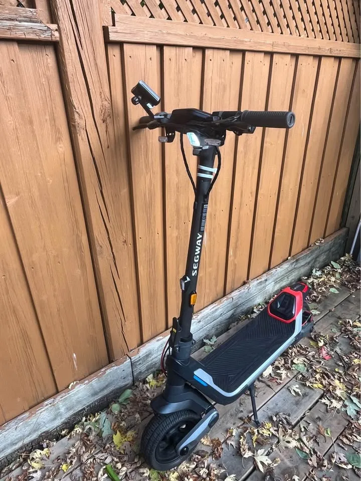 SEGWAY P100S Electric Scooter - 50 km/h speed image indicator(6)