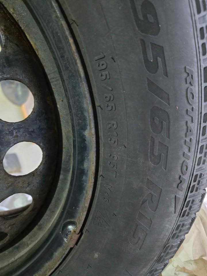 Pirelli Ice Zero winter tires-price drop!! - photo 3