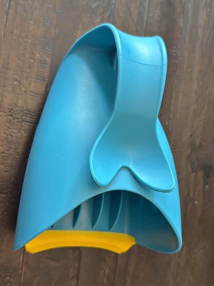 Skip hop whale rincer