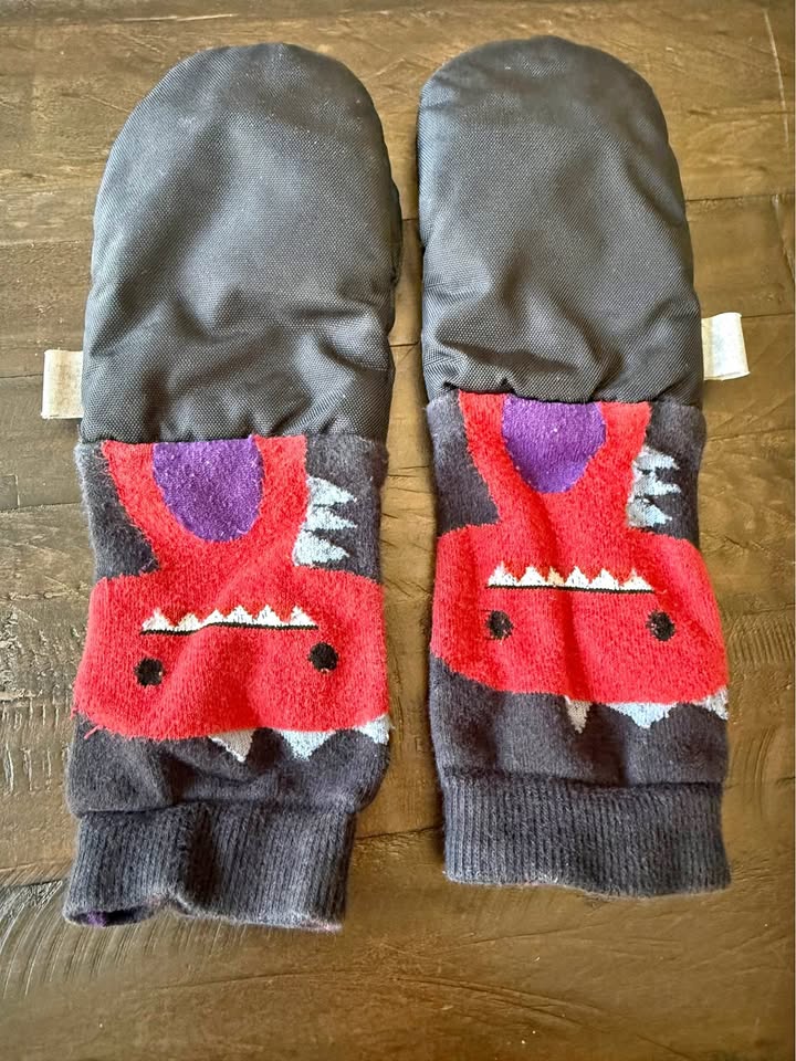 Mimitens size 2 mittens