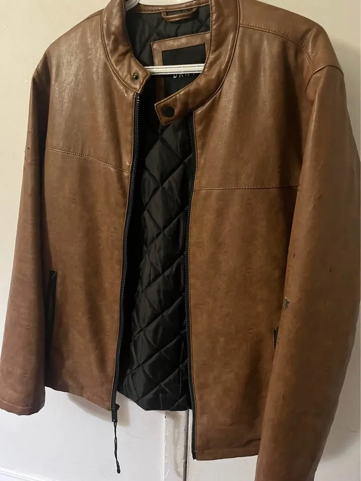 DKNY- Men’s leather jacket image indicator(7)