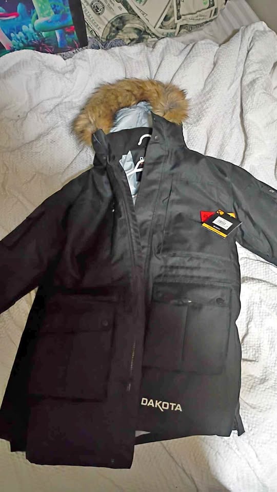Dakota work pro winter jacket worth 320 brand new