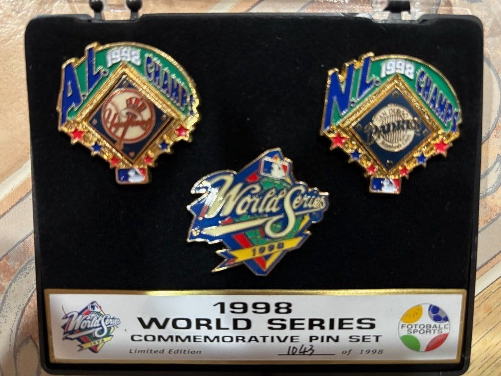 1998 World Series Commemorative Pin Set