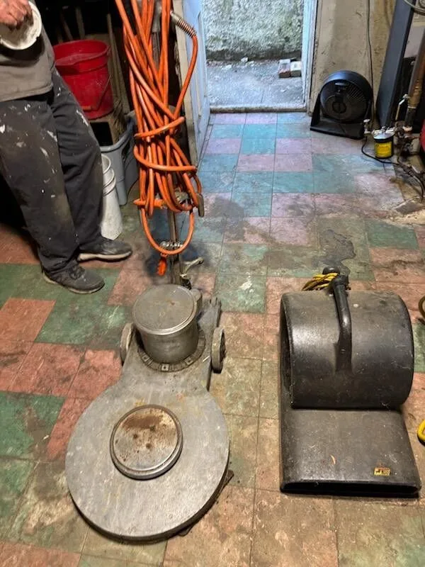 Floor Waxing Machines, Blower, Carpet Cleaner image indicator(2)