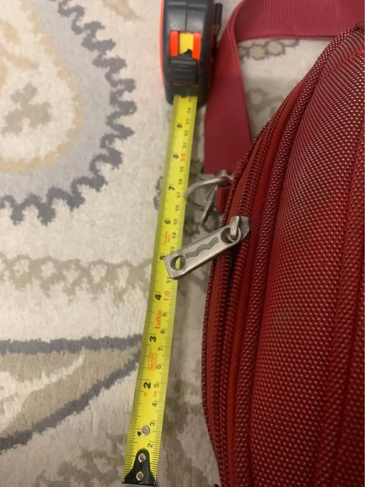 Shoulder travel bag light burgundy Color image indicator(3)