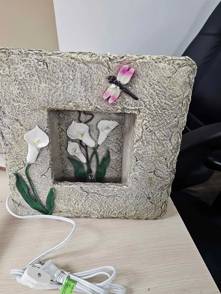 Lighted Shadow Box Calla Lily and Dragonfly 3D image indicator(2)