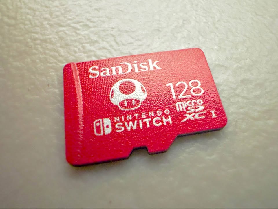 Nintendo Switch + RingFit + Mario Maker 2 + Case + MicroSD - photo 4