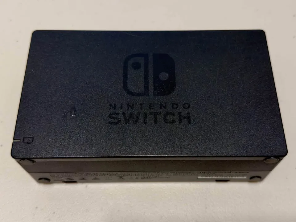 Nintendo Switch + RingFit + Mario Maker 2 + Case + MicroSD image indicator(6)