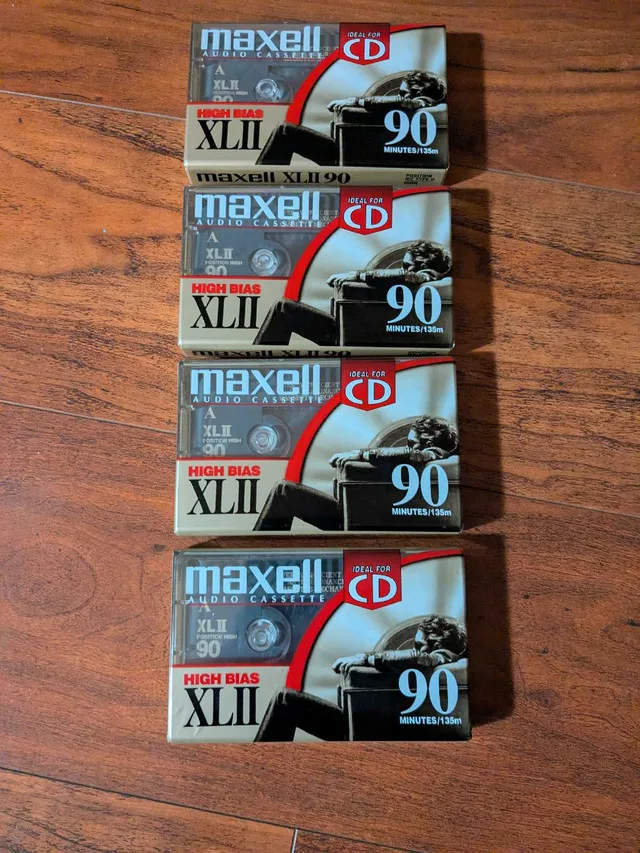 Maxell XLII 90 Cassette
