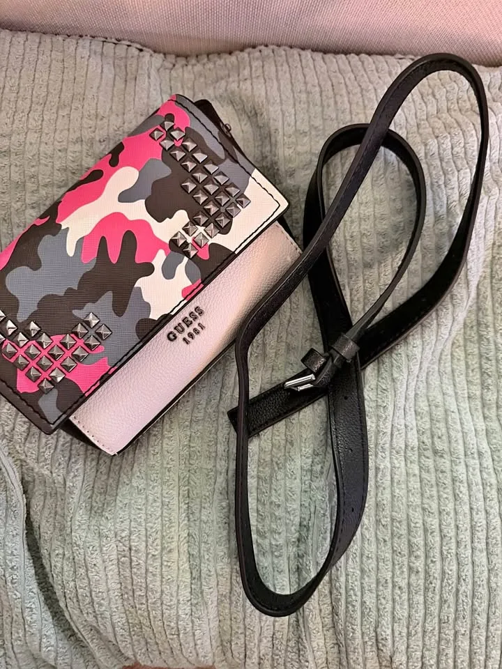 Guess Waist Bag + Wallet
