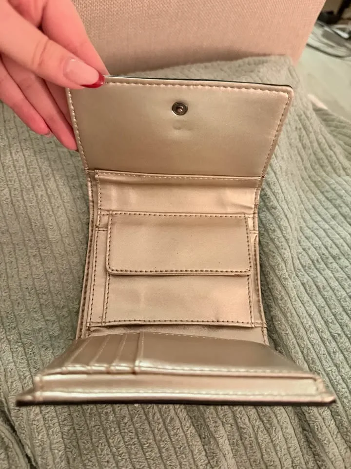 Guess Waist Bag + Wallet image indicator(6)