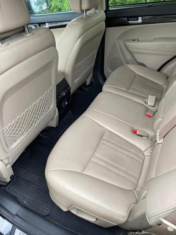 2014 Kia Sorento image indicator(4)