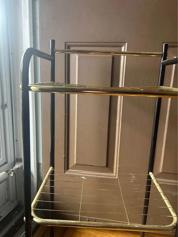 Vintage Wire Rack Shelf/Bookcase / Plant Stand image indicator(2)