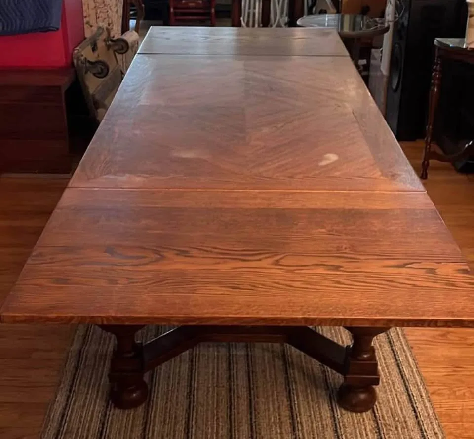 Vintage Dining Table With Carved Base image indicator(5)