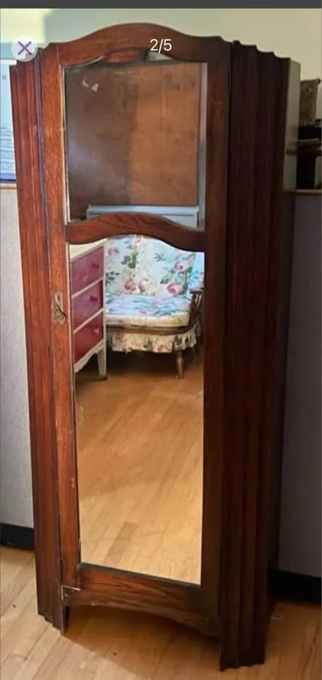 Solid Wood Wardrobe image indicator(2)