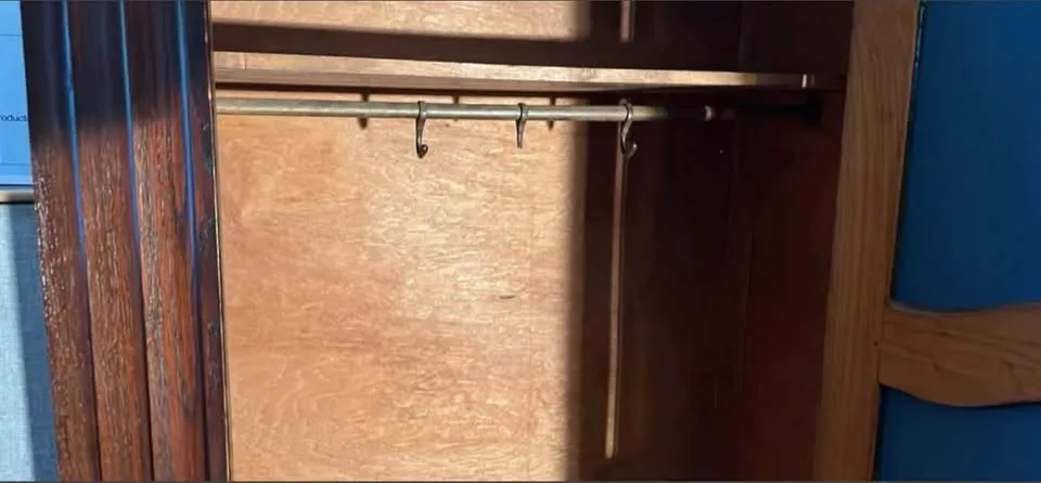 Solid Wood Wardrobe image indicator(5)