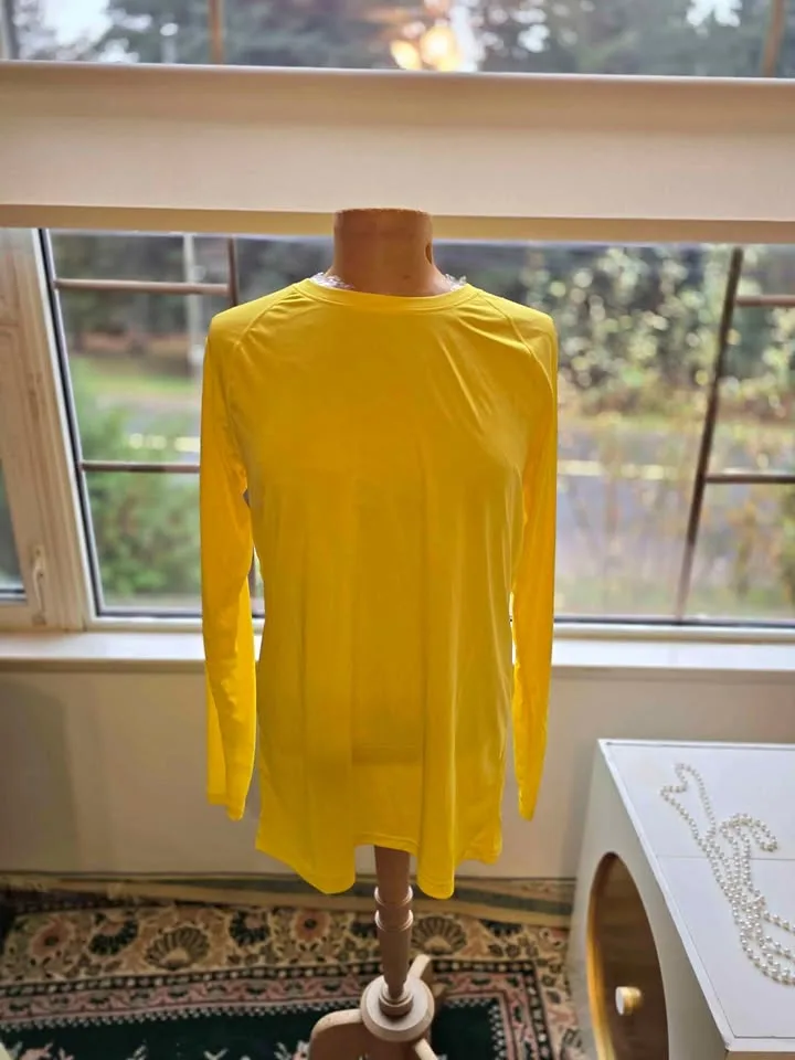 Brand New Size S Yellow Long Sleeve Top thumbnail