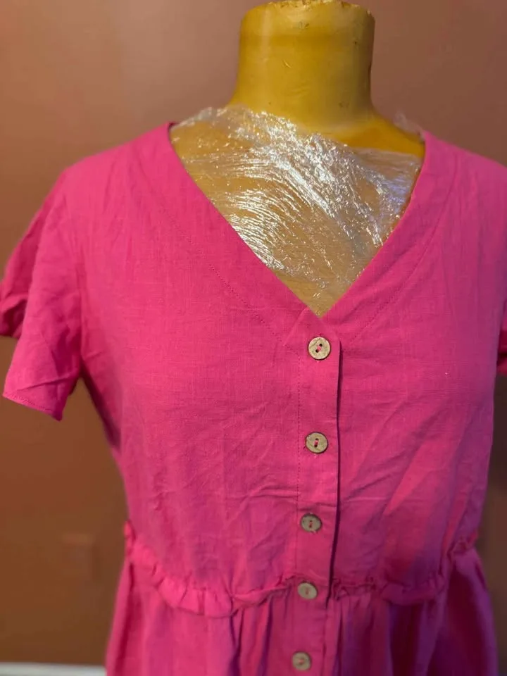 Brand New Hot Pink Button Dress – Size M image indicator(3)
