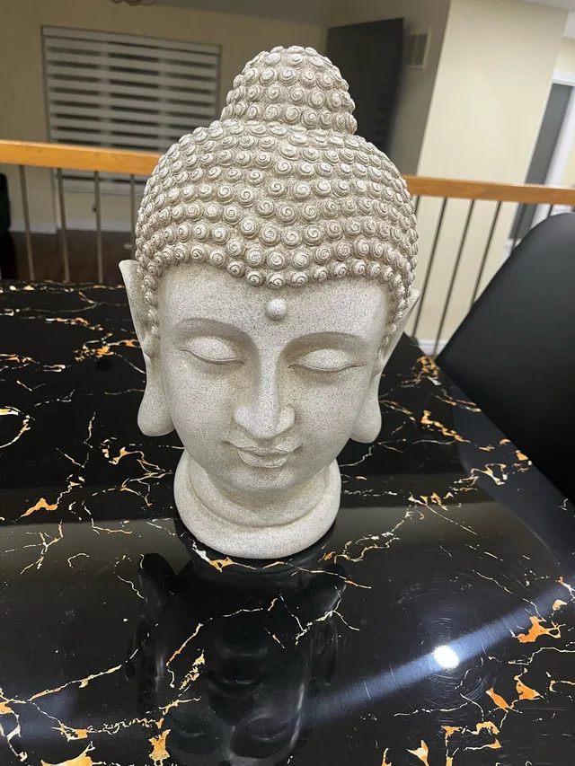 Buddha Head Statue thumbnail